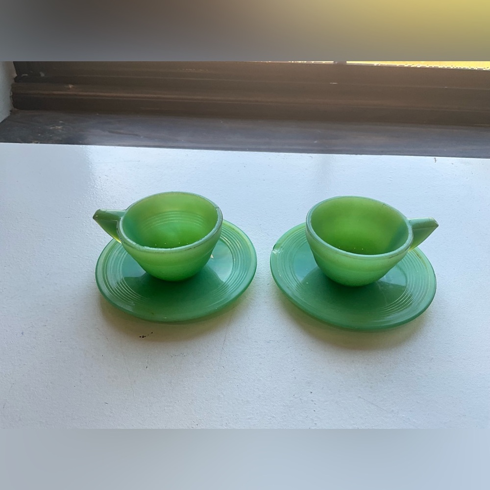 Vintage Lot of 2 Jadeite/Agate Miniature Child’s Tea Cups and Saucers